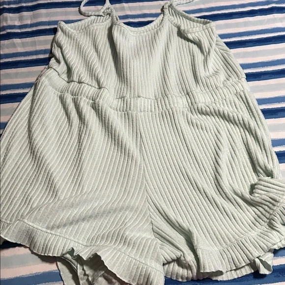 Venus - Picture 5 of 5